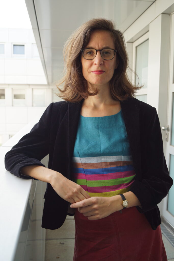 Dr. Isabelle Desportes